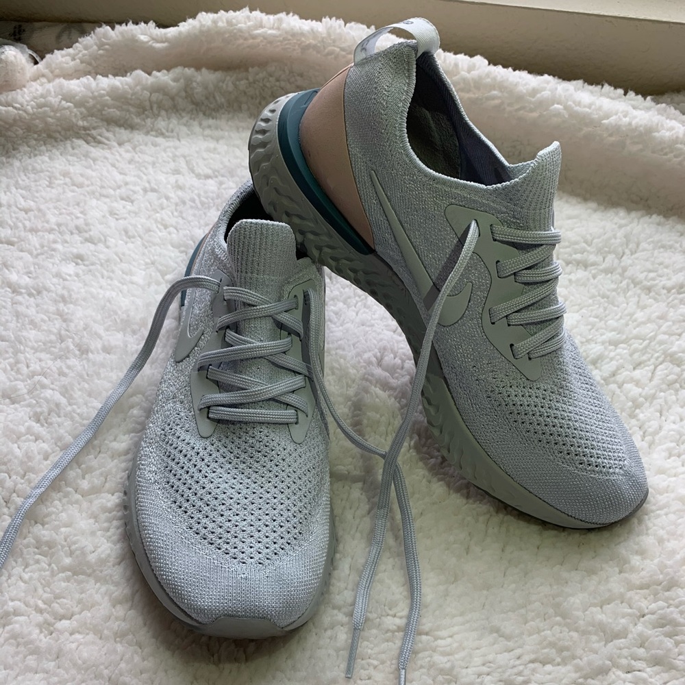 Nike Epic React Flyknit
